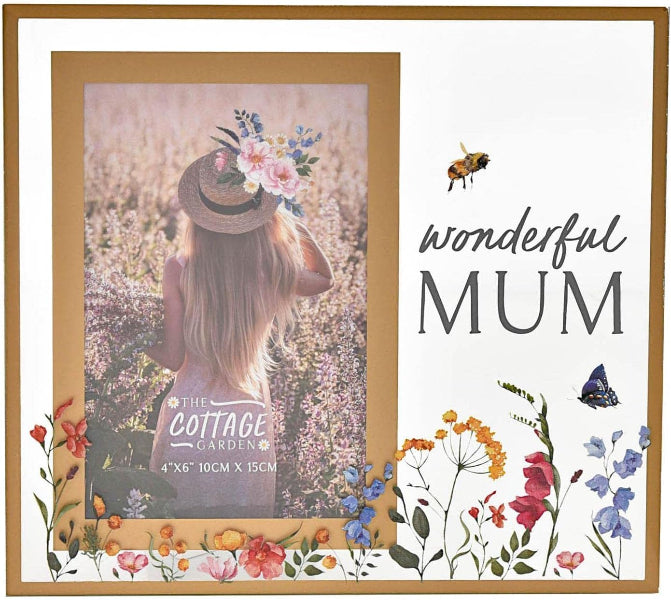 Decorative photo frame with floral design and 'wonderful MUM' text