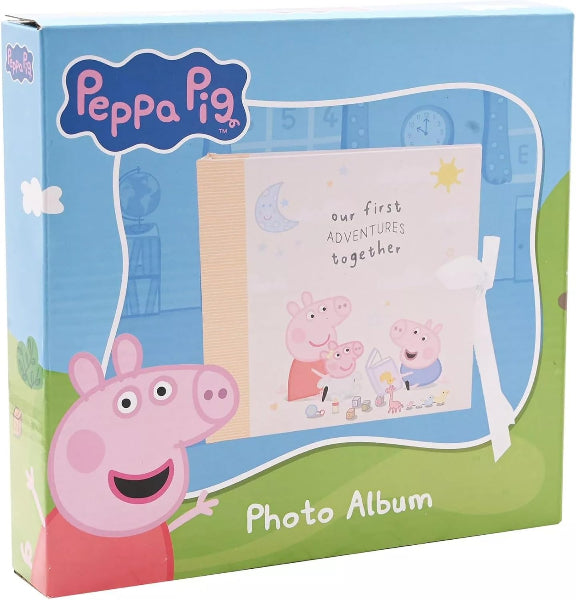 Peppa Pig photo album packaging with a cartoon pig character on a blue and green background.