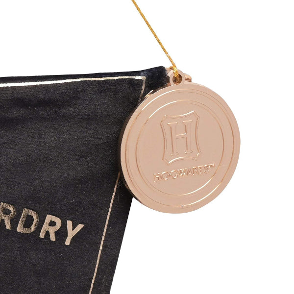 Warner Bros Harry Potter Alumni Hanging Banner Hogwarts