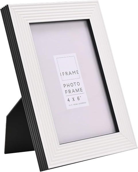 Impressions IFrame Black and White Photo Frame 4" x 6"