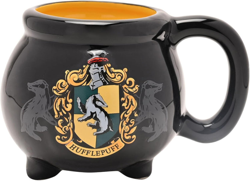 Black mug with Hufflepuff crest from Harry Potter series