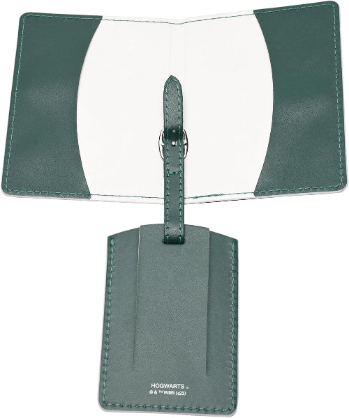 Green luggage tag with 'Hogwarts' branding on a white background